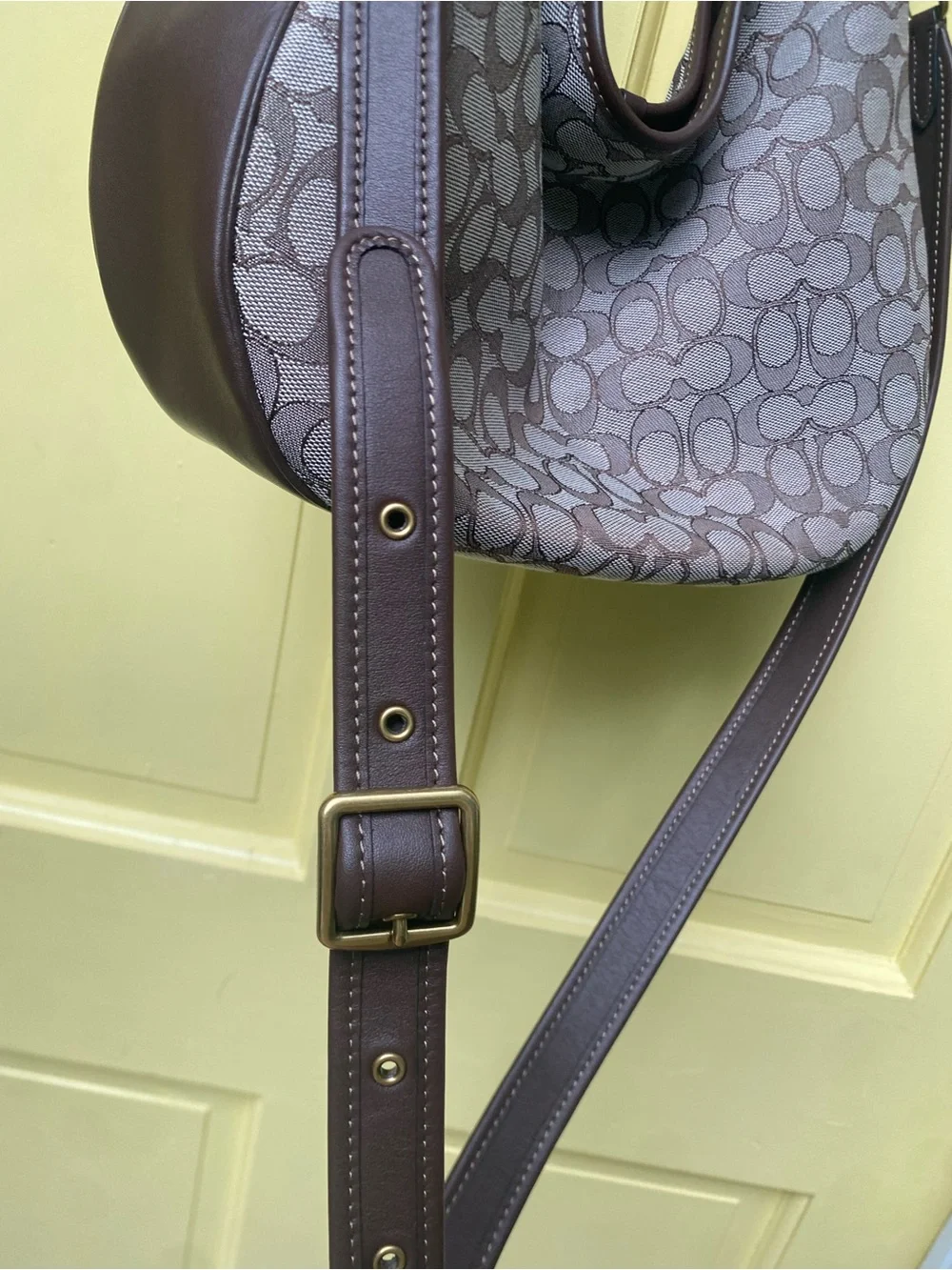Coach SOFT TABBY HOBO IN SIGNATURE JACQUARD